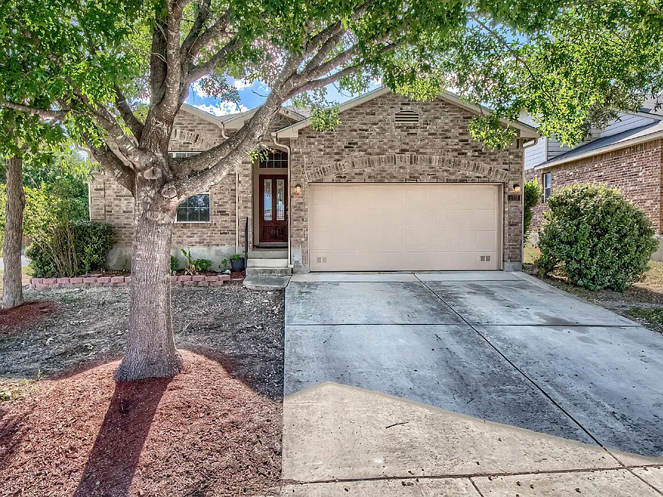 6303 Big Bend Cv