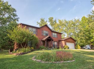 330 Quails Hill Ct, Ballwin, MO 63011