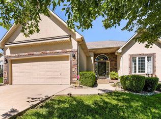 308 Alexander Creek Ct, Raymore, MO 64083