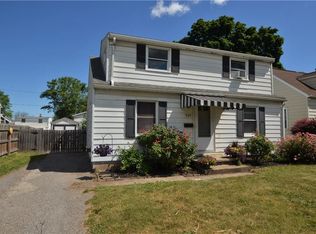 920 Britton Rd, Rochester, NY 14616