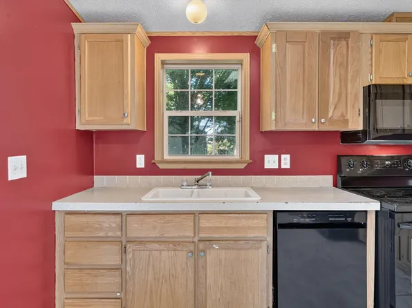105 S Stone Ave, Battle Creek, MI 49014