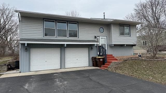 1st image of 213 Jennifer Ln