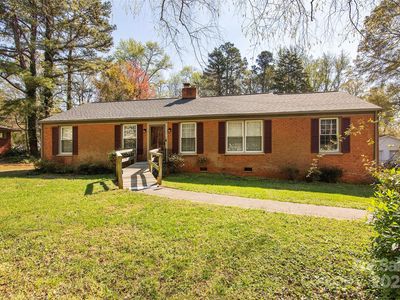 7210 Lakeside Dr N, Charlotte, NC, 28215