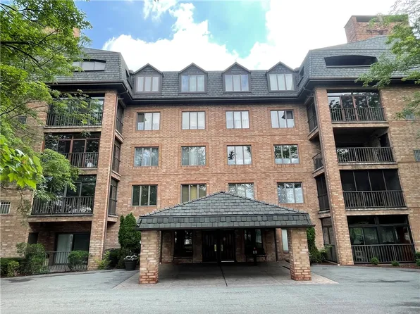 2525 Greensburg Pike APT 401, Pittsburgh, PA 15221