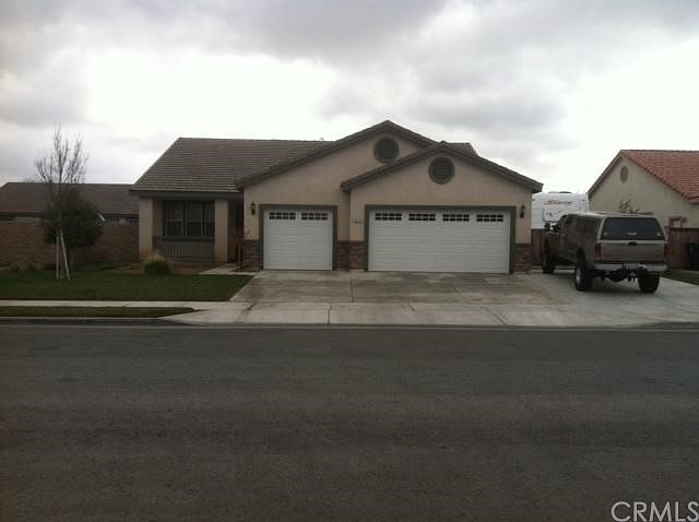 1st image of 3575 Catalina Ave