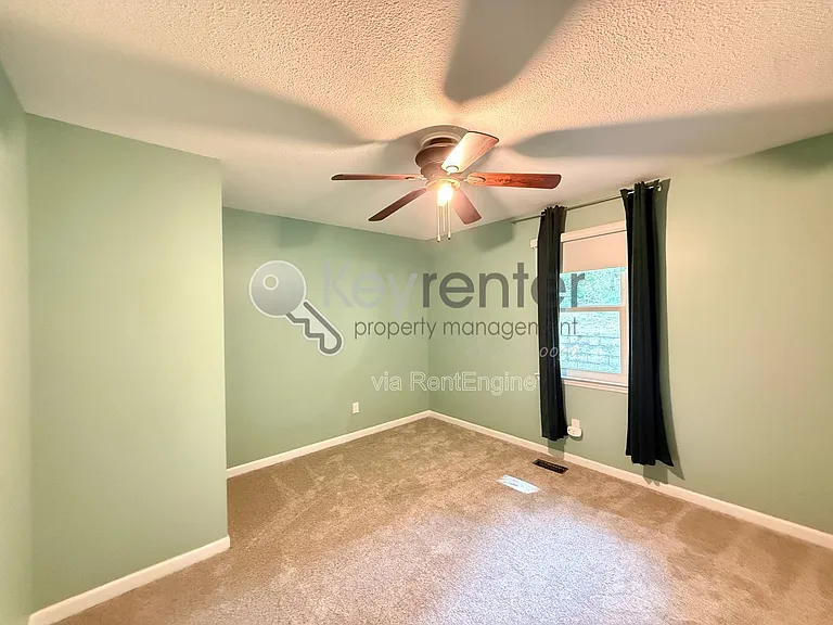 4910 Bal Harbor Dr — Photo 15