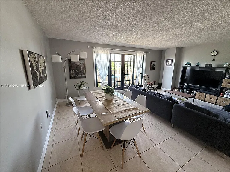 110 Salamanca Ave #PENTHOUSE — Photo 6
