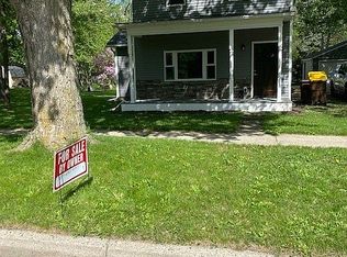 607 S Ottawa St, Saint Johns, MI 48879