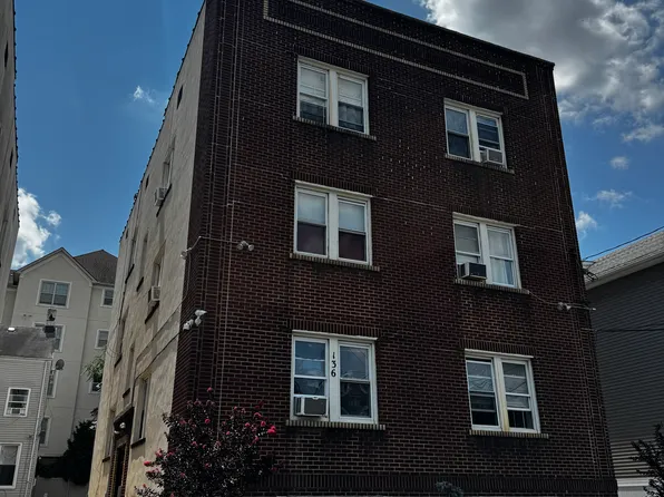 132-136 Elm Ave #1, Rahway, NJ 07065