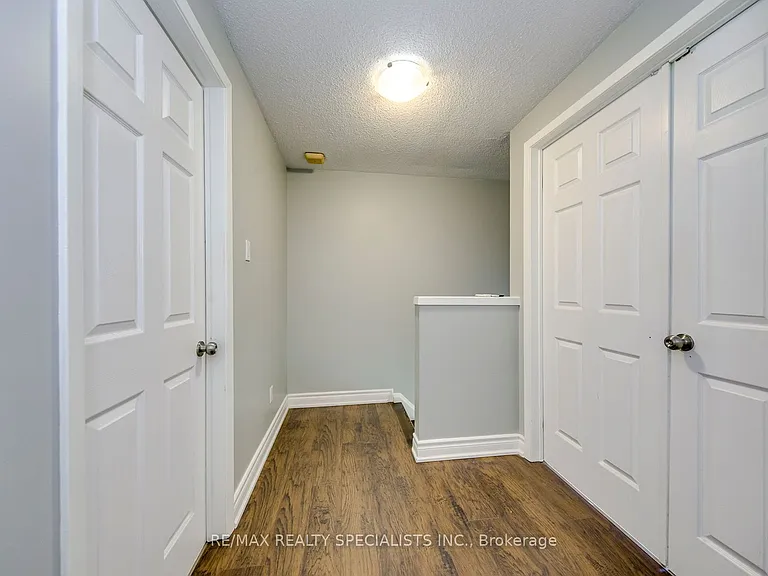 93 Hansen Rd N #100 — Photo 18