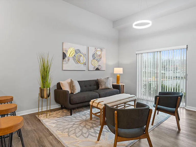 1221 S Indian Creek Dr — Photo 43
