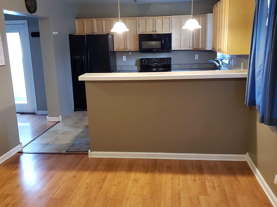1st image of 400 Beechwood Ave