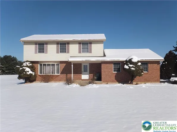 1207 Kressler Rd, Allentown, PA 18103