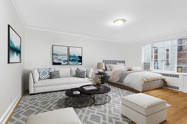 Rented by Compass | media 10