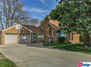 3711 Aurora Dr, Omaha, NE 68134