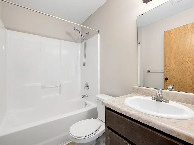 Megan Lane Apartments — Photo 8