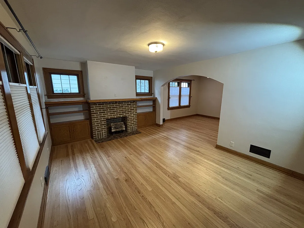 Building Photo - 174 Dixon St #1