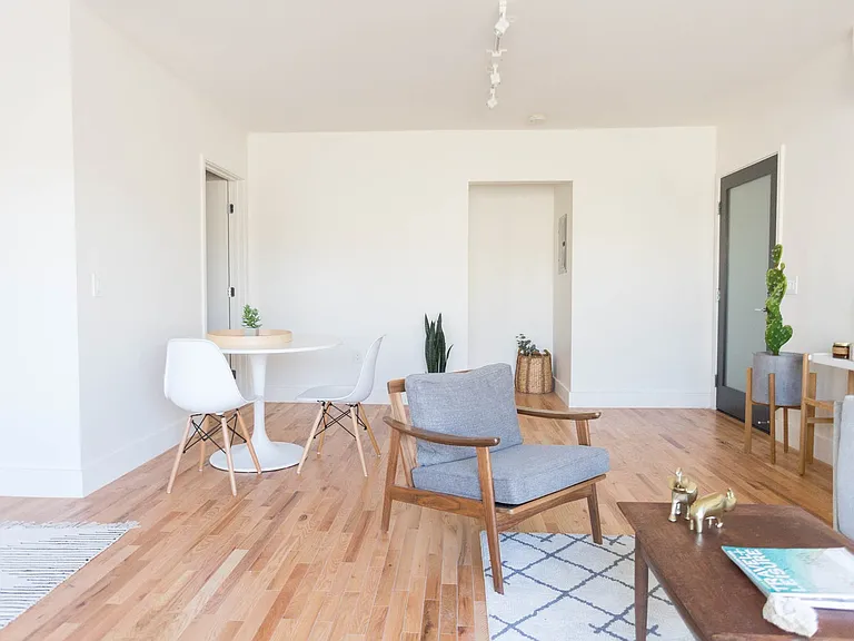 306 N Bonnie Brae St #7 — Photo 15