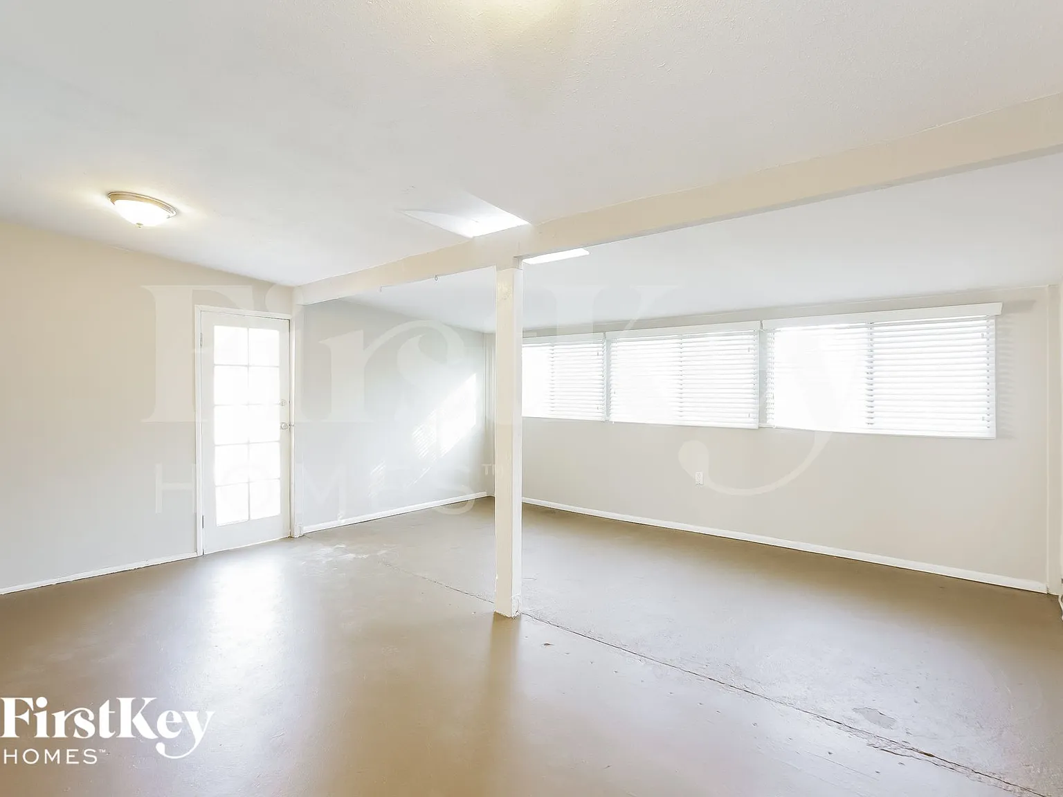 4 bed, 2.0 bath, 1534 sqft, $2,245 — Photo 4