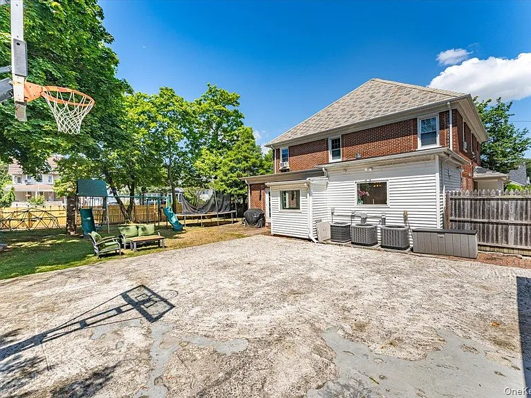 266 Rockaway Tpke — Photo 31