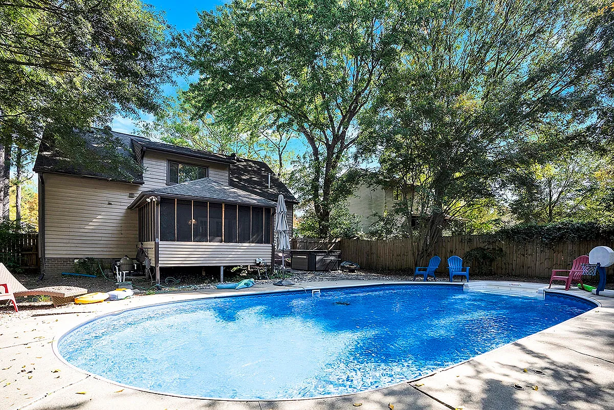 3 bed, 1600 sqft, $5,500 — Photo 2