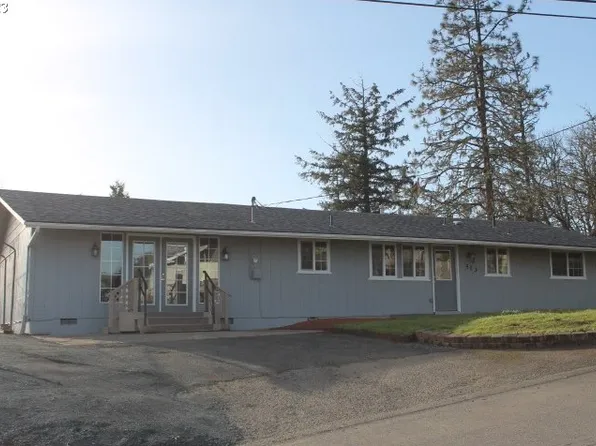 513 NE 6th St, Oakland, OR 97462