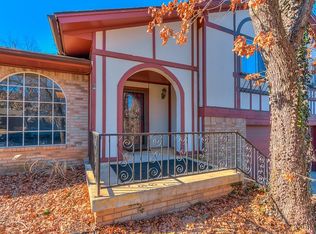 209 Chaucer Cres, Midwest City, OK 73130