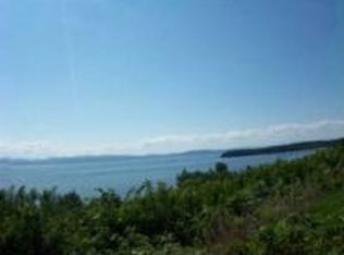 23 Lakeview Ter, Burlington, VT 05401