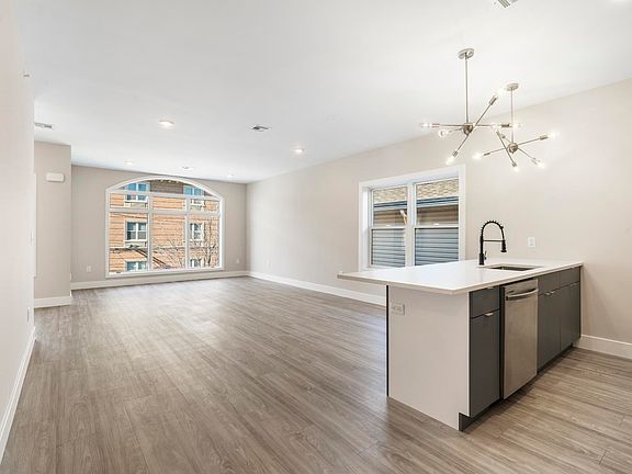 5th image of 6110 Fillmore Pl #3