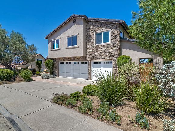 2nd image of 18072 Sencillo Dr