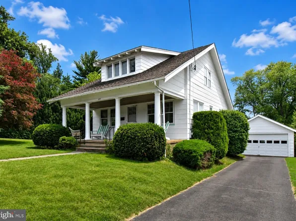 609 Orlando Ave, Oreland, PA 19075