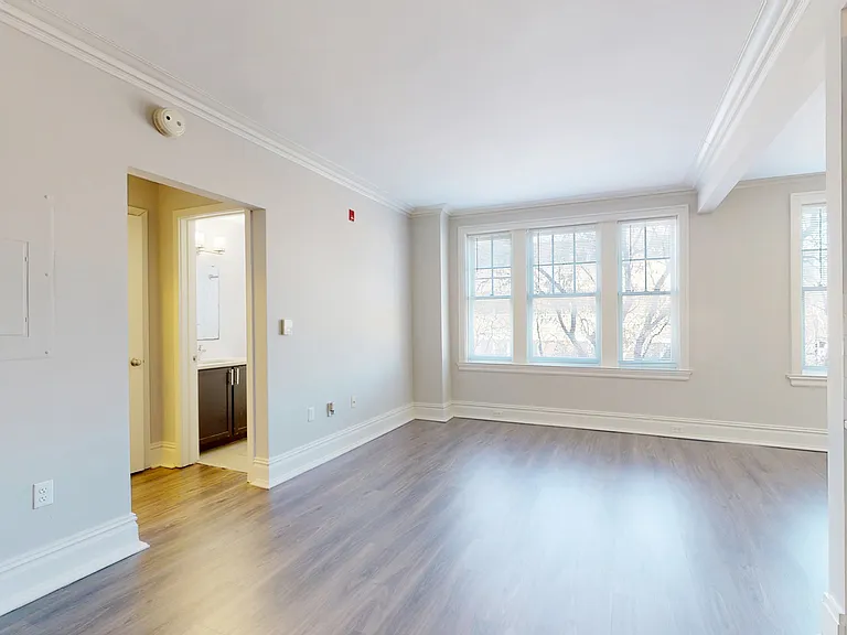 Dining/Living room