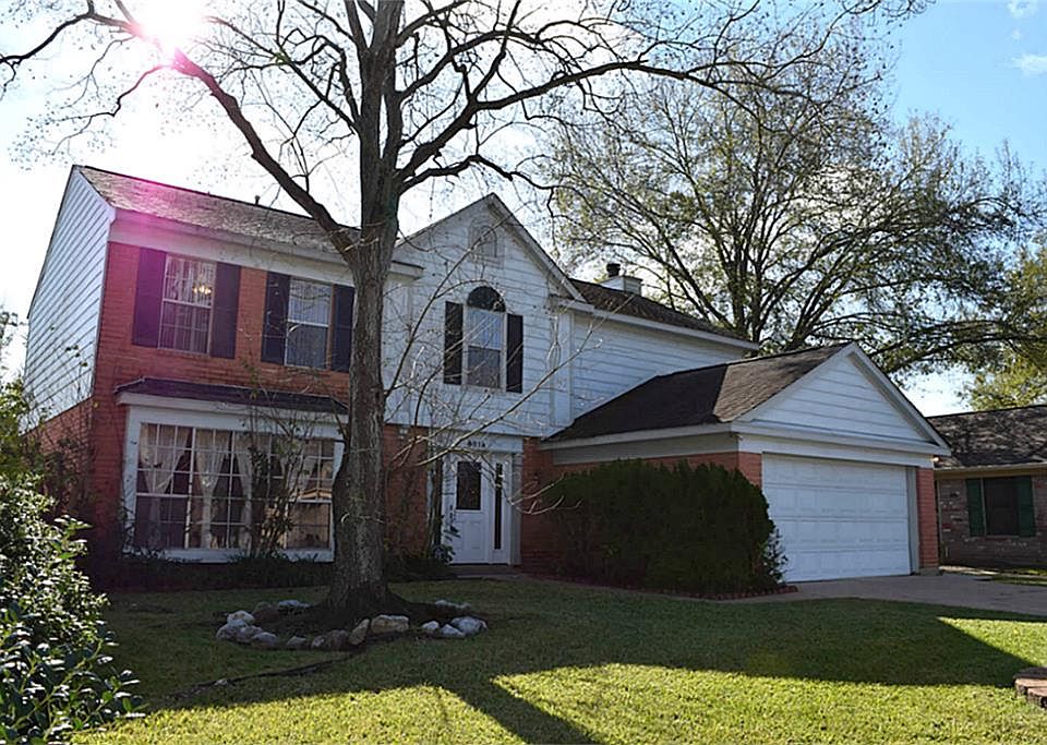 1st image of 8018 Pine Falls Dr