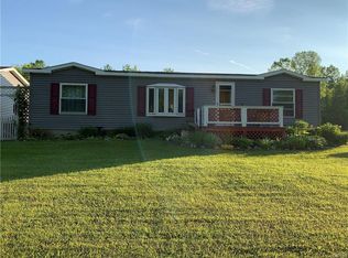 8447 Lewis Point Rd, Canastota, NY 13032