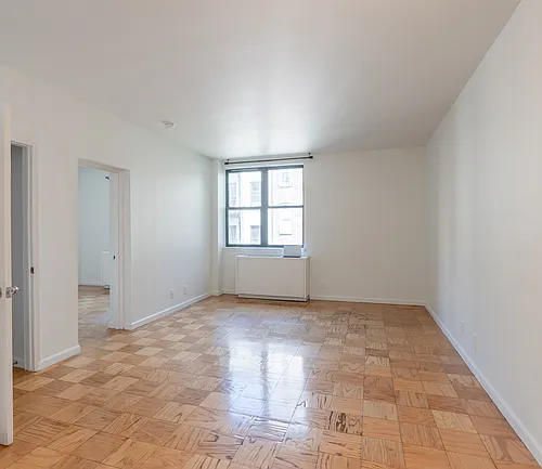 67 E 3rd St #3D Photo 1