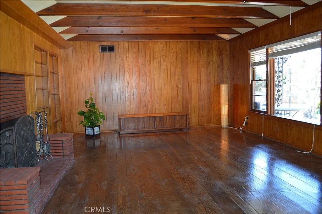 4 bed, 1722 sqft, $3,800 — Photo 2