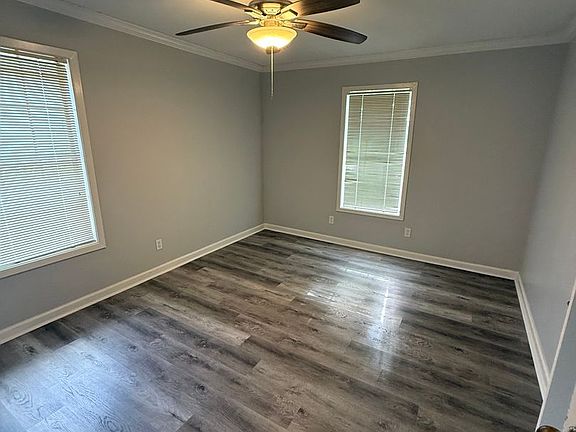 4th image of 2615 Blackwell St