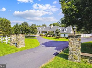 8901 Falls Rd, Potomac, MD 20854