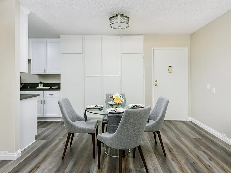 AltaCima Apartment Homes — Photo 25