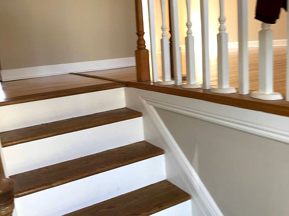 Stairs to Main Level