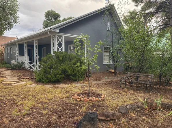 521 Friedman Ave, Las Vegas, NM 87701