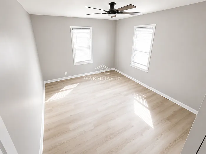 991 Diana Ave — Photo 5