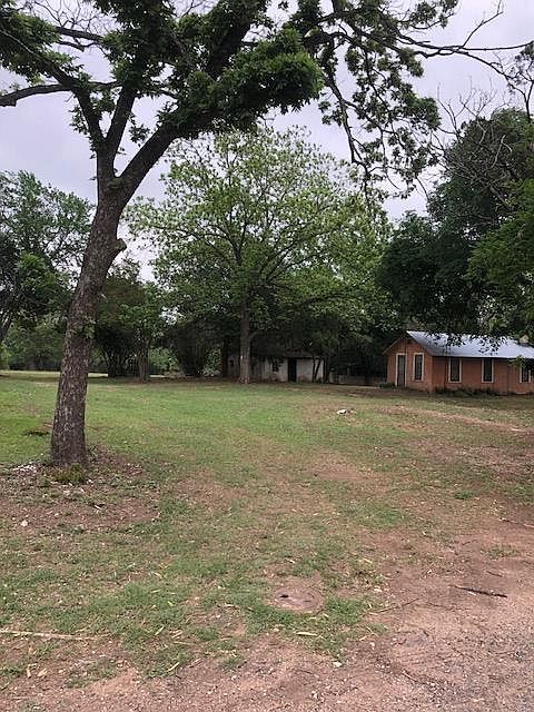 1st image of 618 E San Antonio St