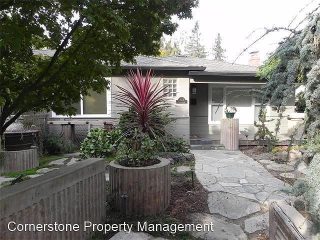 1st image of 1613 Collingwood Ave