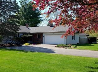 5022 E Bluffview Dr, Berrien Springs, MI 49103