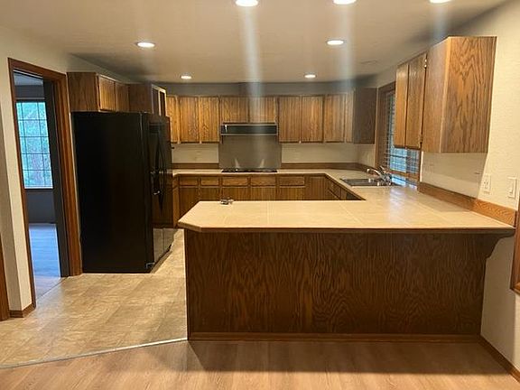 5th image of 13006 Foxglove Dr NW