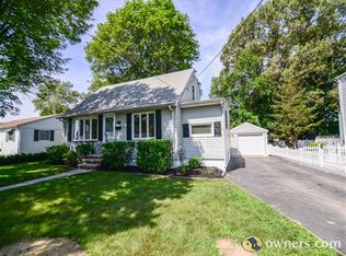 151 Pawtuxet Ter, West Warwick, RI 02893