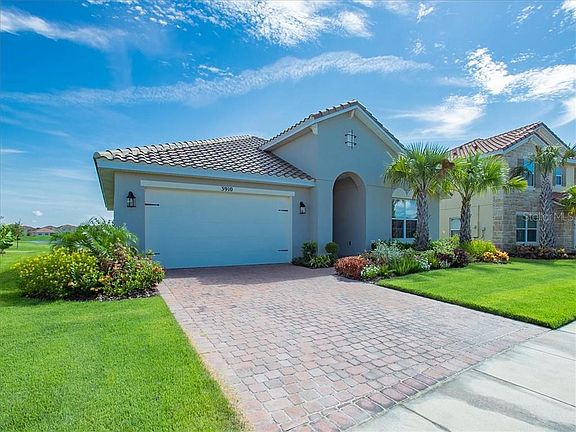2nd image of 3910 Carrick Bend Dr