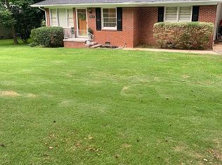 852 Winchester Cir, Macon, GA 31210