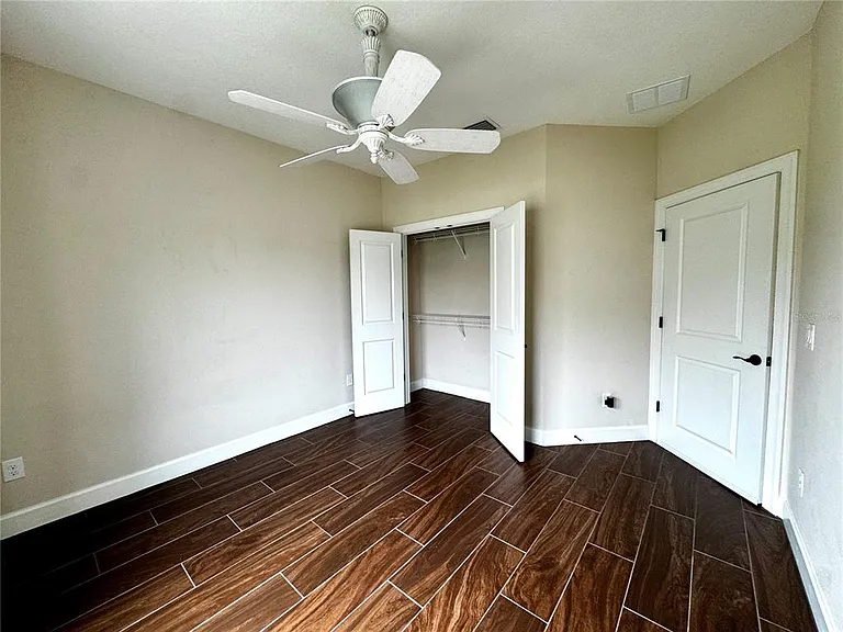 3231 Nautical Pl S — Photo 13